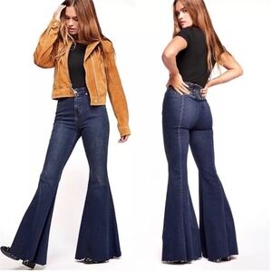 We the Free by Free People Ma Cherie Coming Curvy High Waist Flare Jeans Size 24